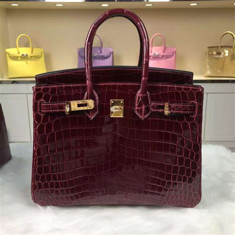 red hermes birkin bag.